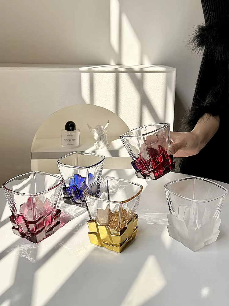 Creative Light Luxury Space Go - Wine Whiskey Beer บทวิจารณ์และราคา